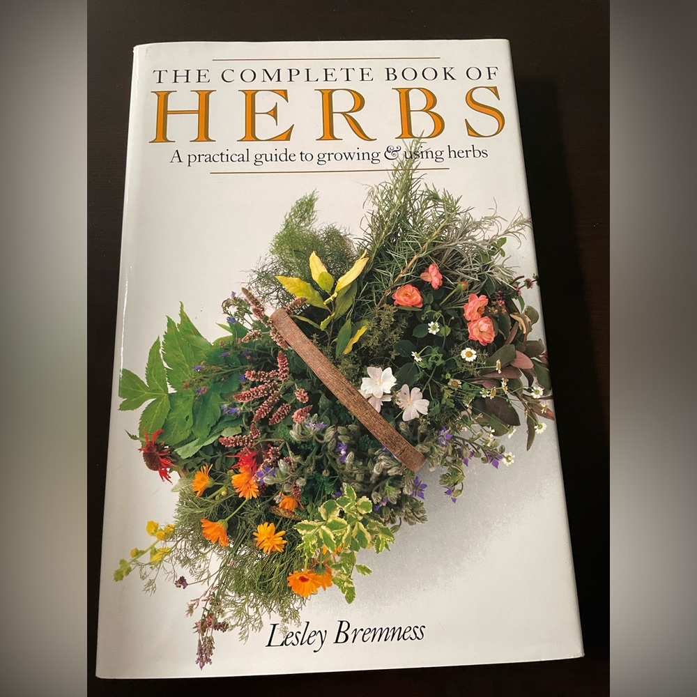The Complete Book of Herbs (1988)